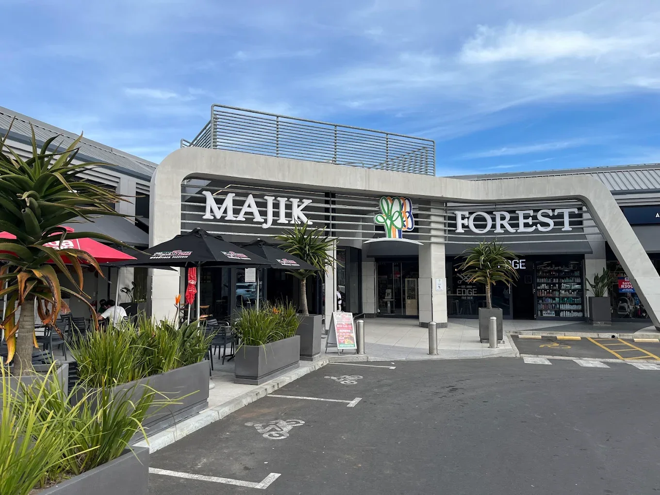West-Med Majik Forest, Bellville